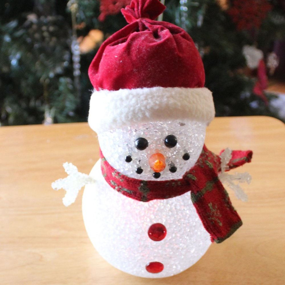 Color Changing Snow Man